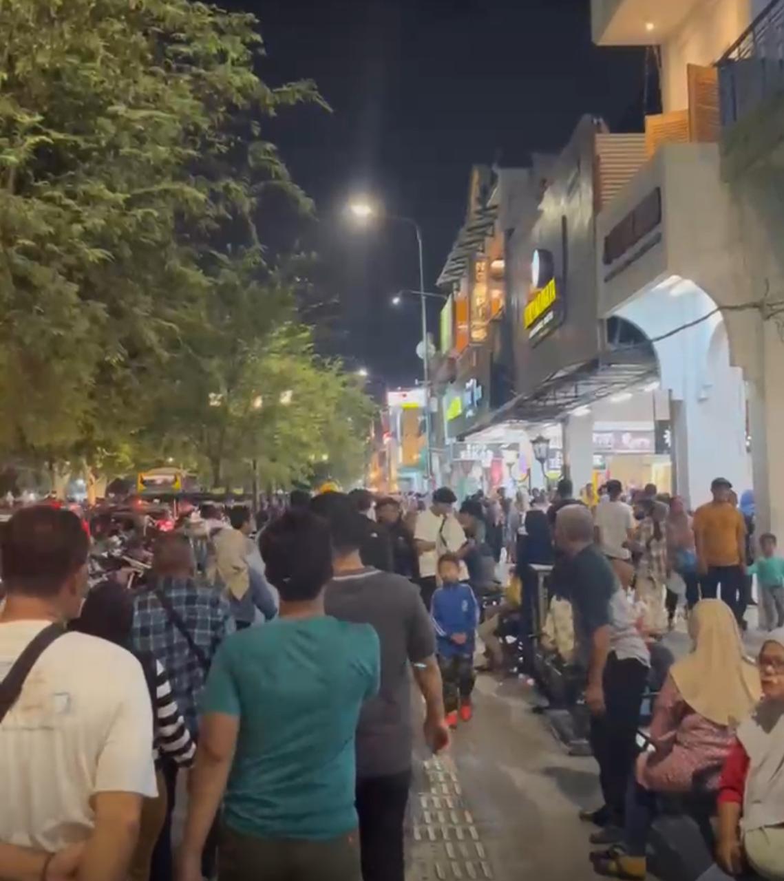 Suasana di Malioboro Yogyarakarta yang selalu ramai wisatawan. (Foto: Jurnal IDN/Zou).