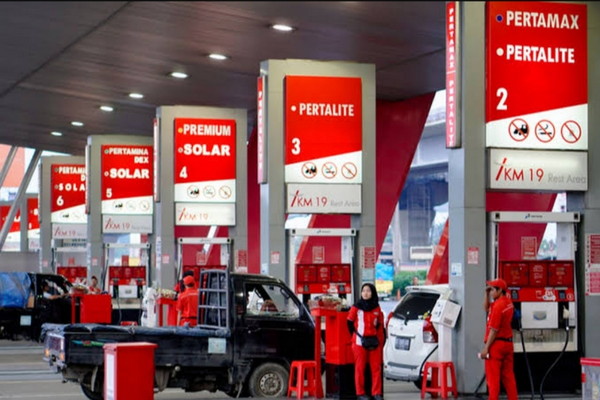 Pengisian BBM. (Foto; Jurnal IDN/doknet).