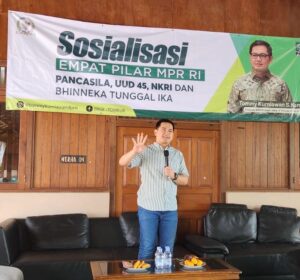 Anggota DPRI RI Tommy Kurniawan sosialisasi Enpat Pilar. (Foto: Jurnal IDN).