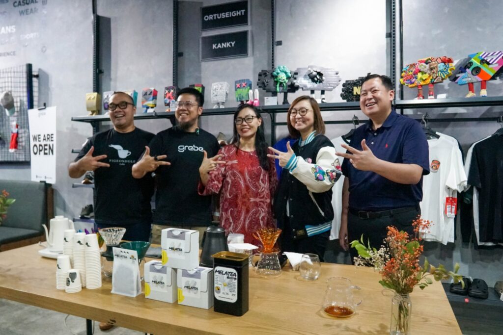 Daftar Brand Lokal yang Bisa Dibeli Melalui Store Offline, GREBE Store