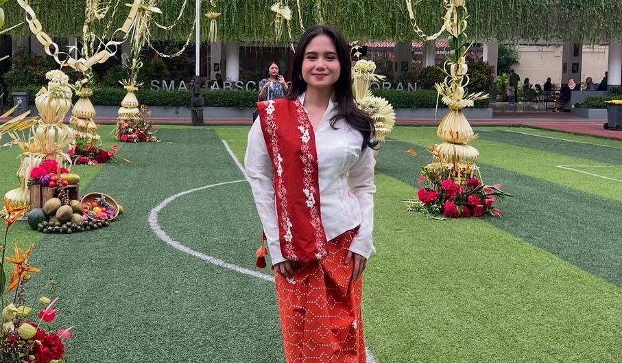 Belum Jadi Keluarga, Tissa Biani Bikin Seragam Sendiri ke Nikahan Al dan Alyssa Daguise
