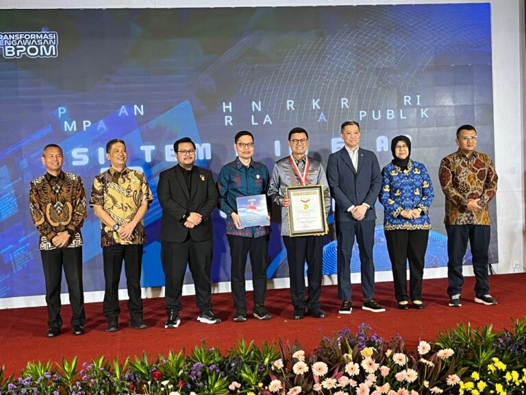 BPOM Luncurkan Layanan Izin Edar Berbasis AI dan Perkuat Kemitraan Orang Tua Angkat UMKM. (Foto: Jurnal IDN).