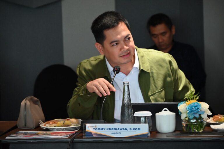 Anggota Komisi XI DPR RI dari Fraksi Partai Kebangkitan Bangsa (PKB), Tommy Kurniawan. (Foto: Jurnal IDN/Ist).