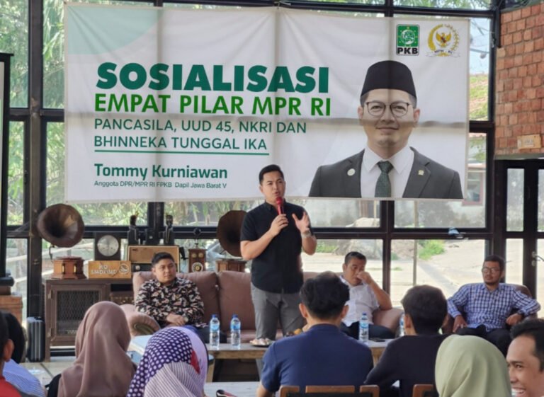 Tommy Kurniawan Anggota DPR RI Komisi XI dari Fraksi PKB diskusi 4 Pilar Kebangsaan. (Foto: Jurnal IDN).