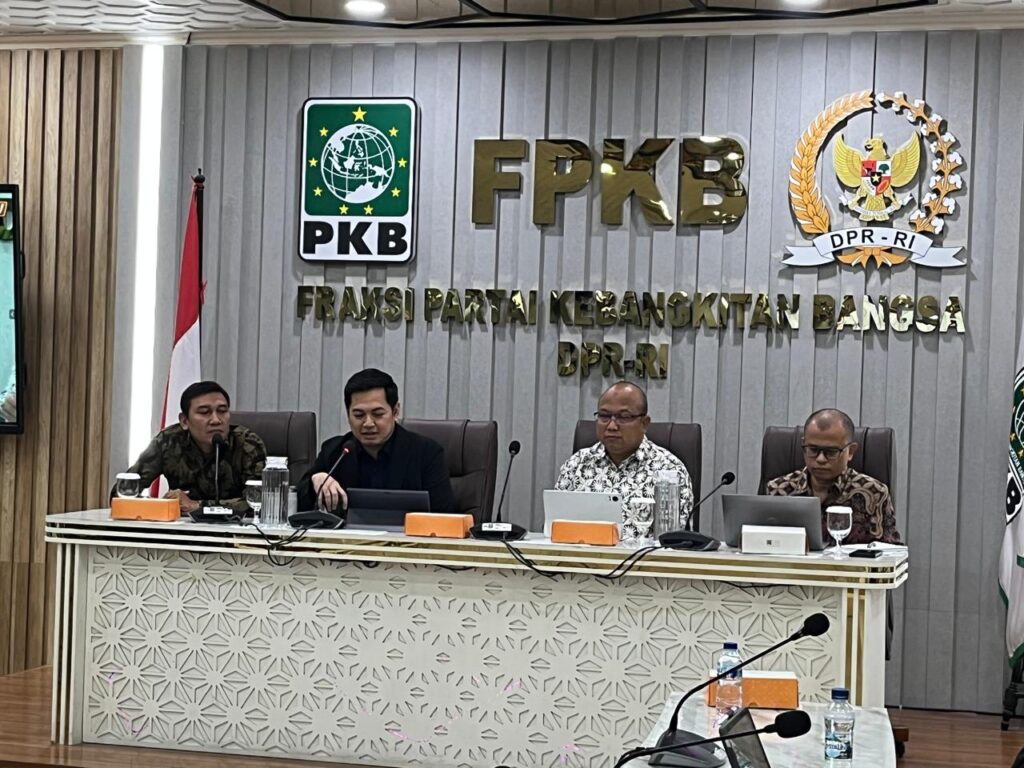 Diskusi Publik Fraksi PKB DPR bertajuk Rupiah Melemah Ancaman Stabilitas Ekonomi dan Perbankan: Menakar Kesiapan BI dan LPS. (Foto: Jurnal IDN).