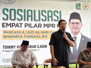 Anggoyta DPR RI Faksi PKB saat sosialisasi empat pilar. (Foto: Jurnal IDN).